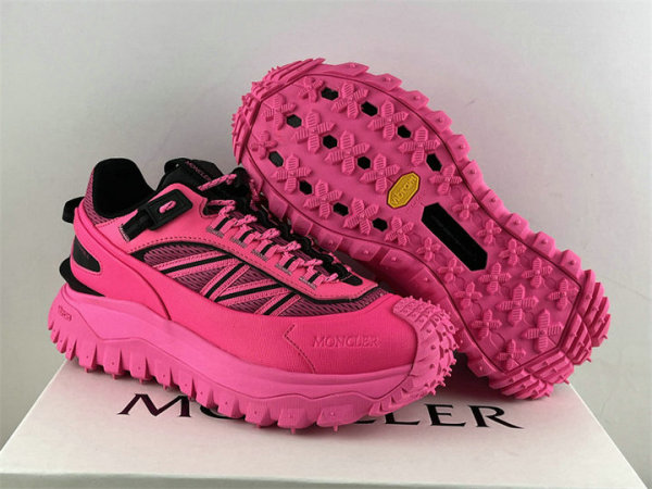 Moncler Trailgrip GTX (5)