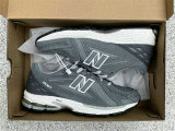 Authentic New Balance M1906RV