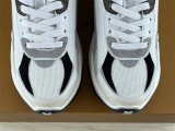 LV SNEAKERS (47)