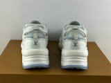LV SNEAKERS (44)