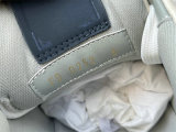 LV SNEAKERS (49)