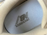 Authentic New Balance 9060 (43)