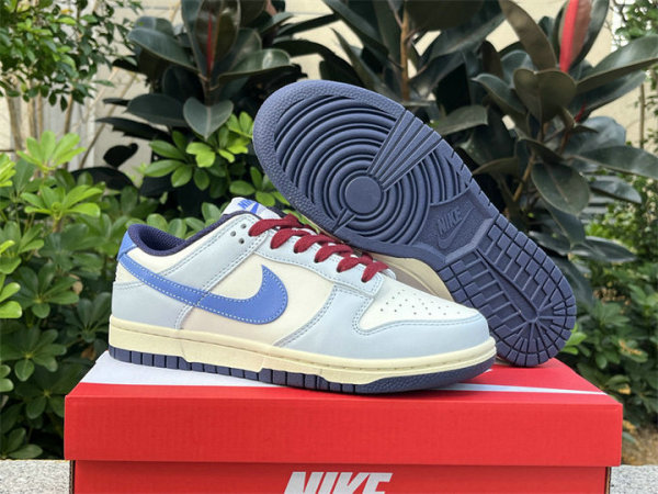 Authentic Nike Dunk Low Beige Blue/Red/White