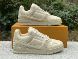 LV SNEAKERS (51)