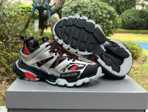 Balenciaga Track 3.0 Sneaker (53)