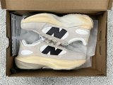 Authentic New Balance Warped Runner (1)