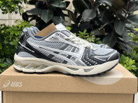 Authentic Asics Gel-Kayano 14 (1)