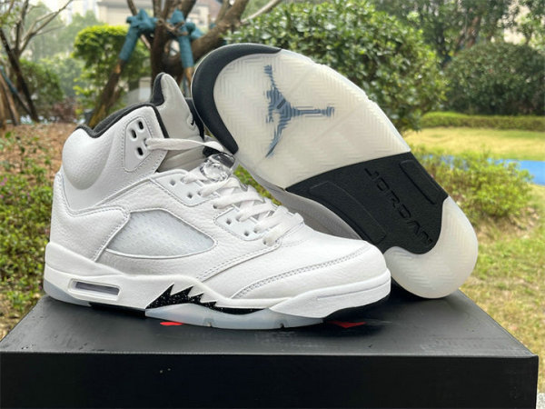 Authentic Air Jordan 5 “Reverse Oreo””