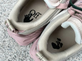 OFF-WHITE SNEAKERS (53)
