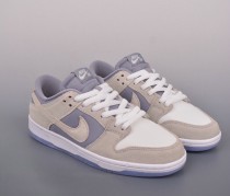 Authentic Nike Dunk Low (29) Authentic Nike Dunk Low (29)