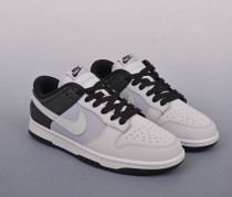 Authentic Nike Dunk Low (28) Authentic Nike Dunk Low (28)