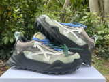 OFF-WHITE SNEAKERS (54)