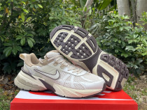 Authentic Nike V2K Run (3) Authentic Nike V2K Run (3)