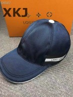 LV Snapback Hat AAA Quality （33）