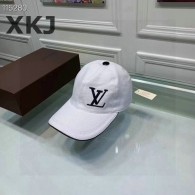 LV Snapback Hat AAA Quality （125）