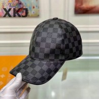 LV Snapback Hat AAA Quality （3）