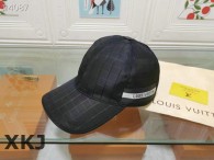 LV Snapback Hat AAA Quality （91）