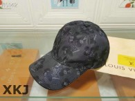 LV Snapback Hat AAA Quality （98）
