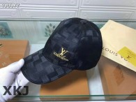 LV Snapback Hat AAA Quality （168）