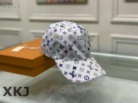 LV Snapback Hat AAA Quality （8）