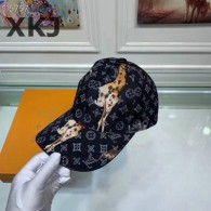 LV Snapback Hat AAA Quality （66）