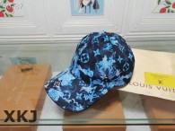 LV Snapback Hat AAA Quality （157）