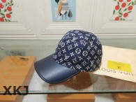 LV Snapback Hat AAA Quality （167）
