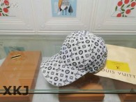 LV Snapback Hat AAA Quality （143）