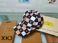 LV Snapback Hat AAA Quality （13）