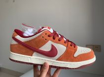 Authentic Nike SB Dunk Low Pro Dark Russet/Cedar Authentic Nike SB Dunk Low Pro Dark Russet/Cedar