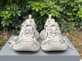 Balenciaga 3XL Beige