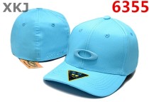 OAKLEY CLASSIC LOW Snapback Hat (2) OAKLEY CLASSIC LOW Snapback Hat (2)