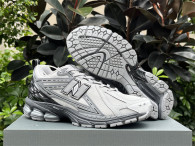Authentic New Balance M1906RHA