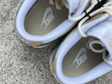 Authentic Nike SB Dunk Low Beige Jaune/White