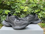 Balenciaga CIRCUIT Sneakers (1)