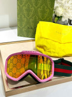 Gucci Sunglasses AAA Quality (993)