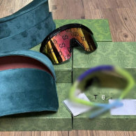 Gucci Sunglasses AAA Quality (449)