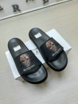 Alexander McQueen Slippers 36-45 (8) Alexander McQueen Slippers 36-45 (8)