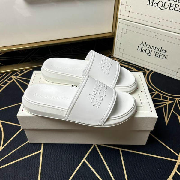 Alexander McQueen Slippers 35-46 (11)