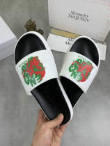 Alexander McQueen Slippers 35-46 (36) Alexander McQueen Slippers 35-46 (36)