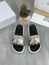 Alexander McQueen Slippers 35-46 (27) Alexander McQueen Slippers 35-46 (27)