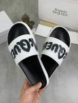 Alexander McQueen Slippers 35-46 (23) Alexander McQueen Slippers 35-46 (23)