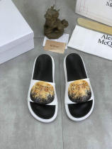 Alexander McQueen Slippers 35-46 (17) Alexander McQueen Slippers 35-46 (17)