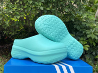 AdiFOM Stan Mule (1)