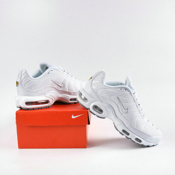 Nike Air Max Plus Shoes (282)