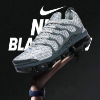 Nike Air Max Plus TN Shoes (42)