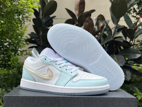 Authentic Air Jordan 1 Low GS White/Glacier Blue