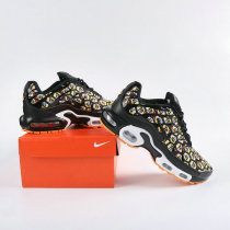 Nike Air Max Plus Shoes (228) Nike Air Max Plus Shoes (228)