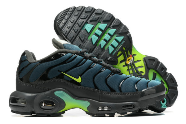 Nike Air Max Plus Shoes (146)