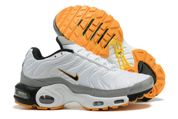 Nike Air Max Plus Shoes (262)